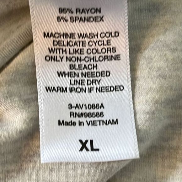 Ava James top with bell sleeves size X-Large - Picture 5 of 5